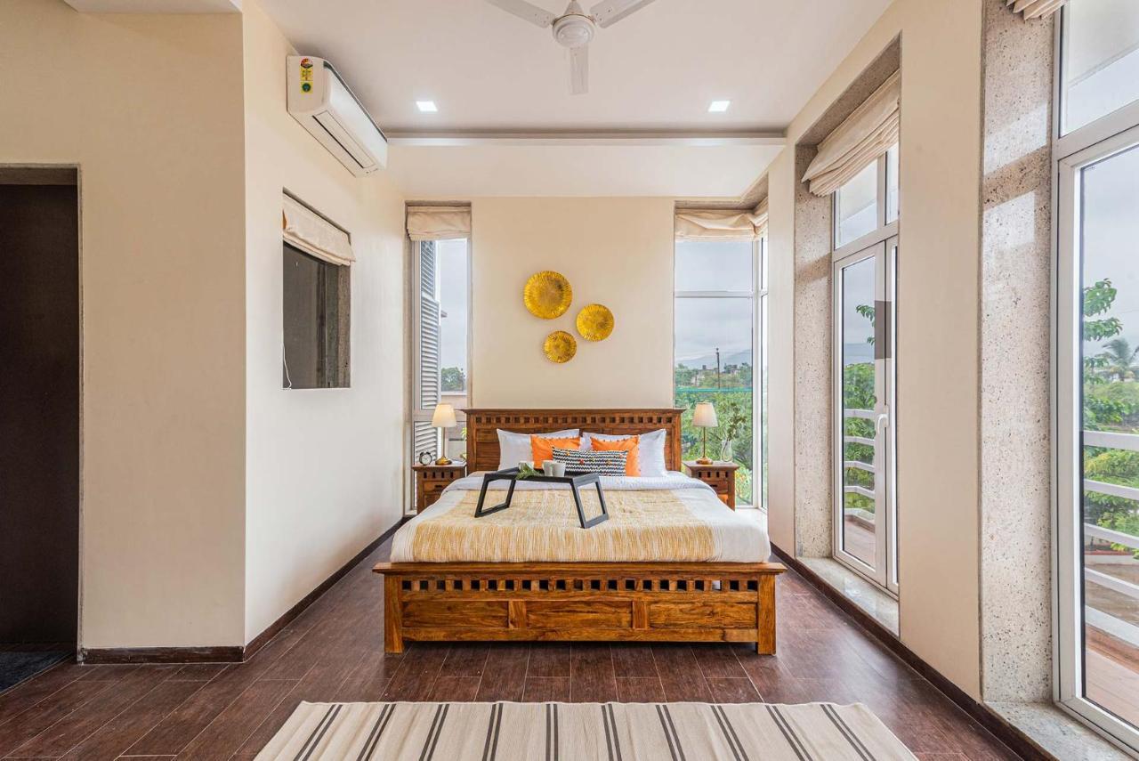 Sierra Skies By Stayvista - A Mountain-View Villa Featuring A Rooftop Swimming Pool, Jacuzzi, Turf, And A Gym For An Elevated Stay Lonavala Luaran gambar